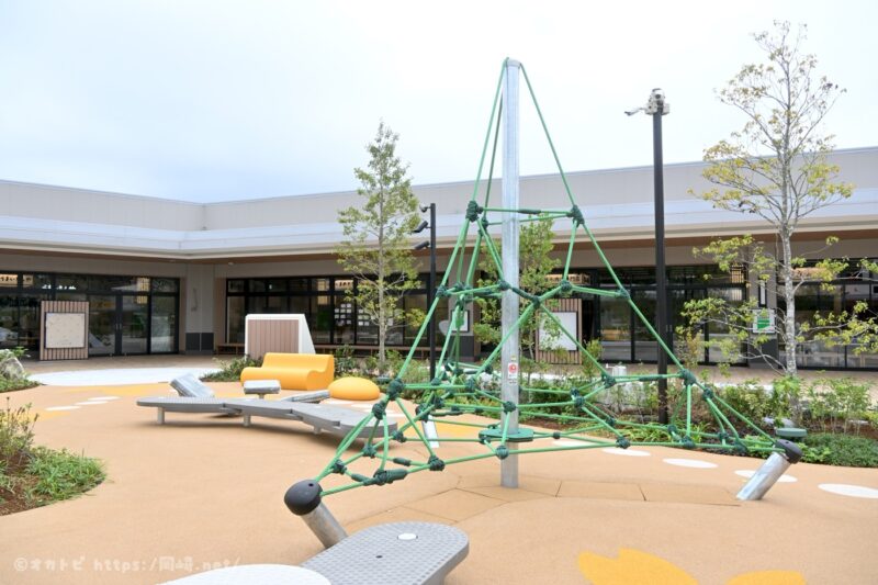 岡崎 アウトレット 遊具ゾーン